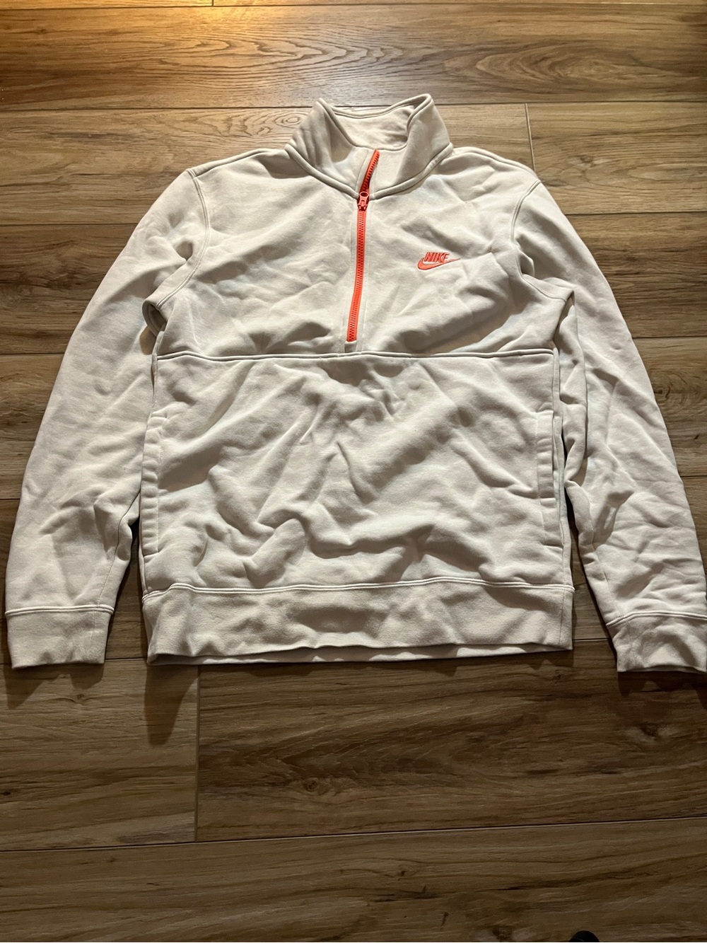 Nike Men’s Cream Quarter-Zip pull over